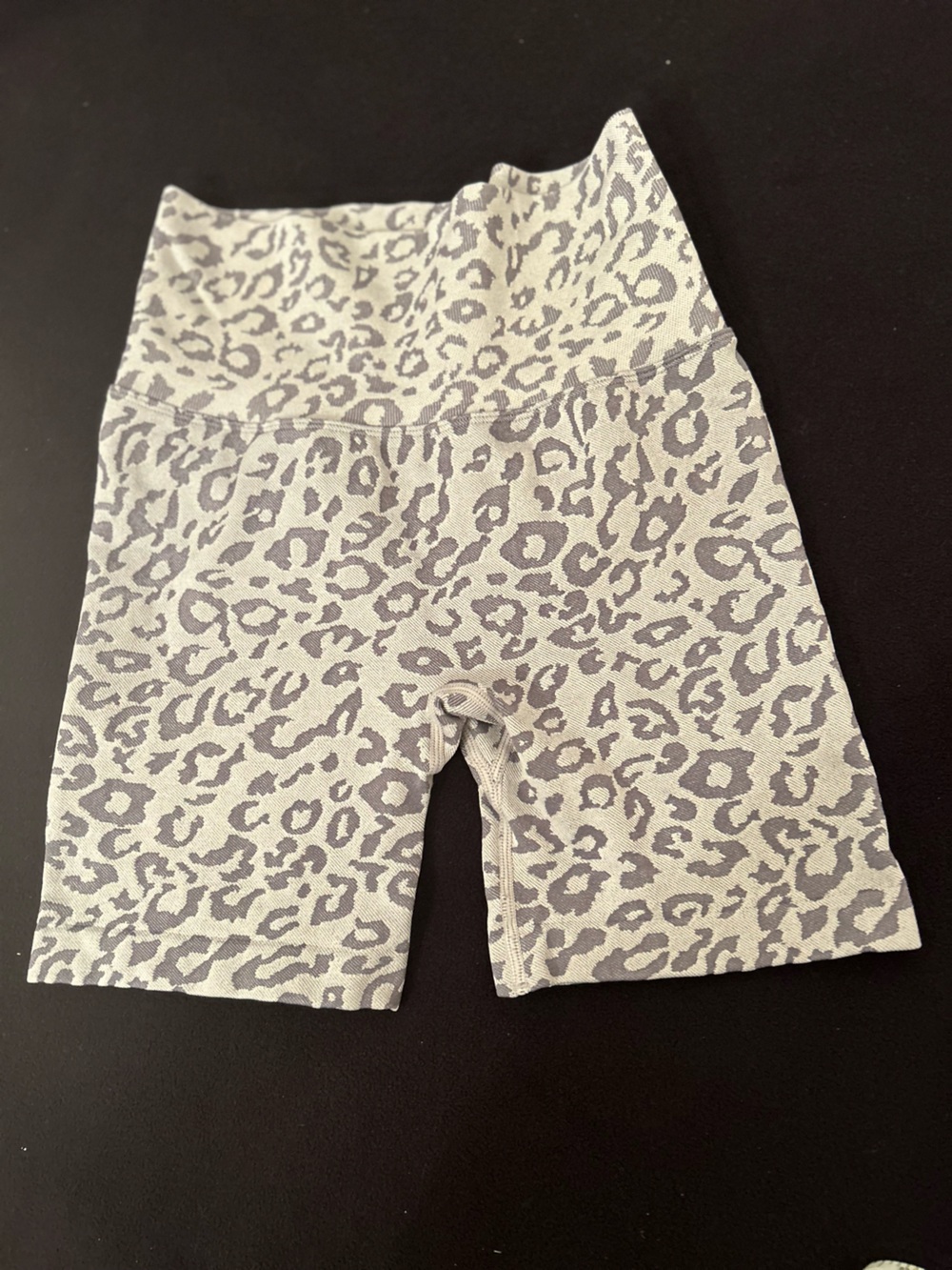 High-Waist Leopard Print Women’s Bike Shorts - Gray